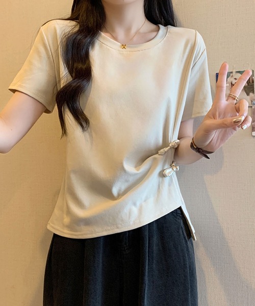 2ly2（トゥーリートゥー）の「サイドリボンカットソー / アシンメトリーデザイン 半袖トップス（Tシャツ/カットソー・レディース・ブラック/ベージュ/ホワイト/ボルドー・FREE）」の15枚目の写真