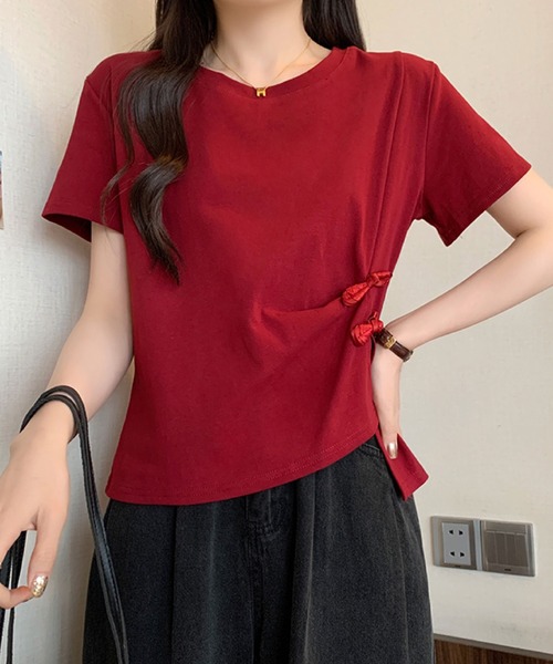 2ly2（トゥーリートゥー）の「サイドリボンカットソー / アシンメトリーデザイン 半袖トップス（Tシャツ/カットソー・レディース・ブラック/ベージュ/ホワイト/ボルドー・FREE）」の17枚目の写真