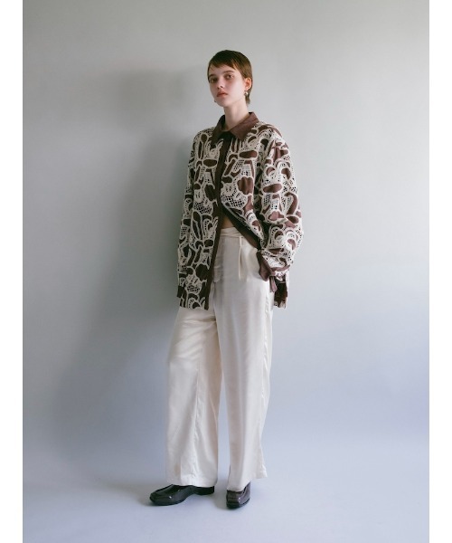 sahara(サハラ)の「【26AW PRE ORDER】Embroidery Suede Shirt Jacket(その他アウター・レディース・ブラウン/ブラック・FREE)」の11枚目の写真