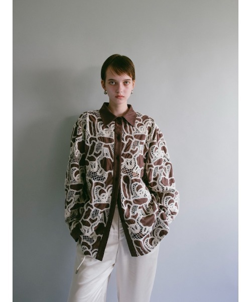 sahara(サハラ)の「【26AW PRE ORDER】Embroidery Suede Shirt Jacket(その他アウター・レディース・ブラウン/ブラック・FREE)」の6枚目の写真