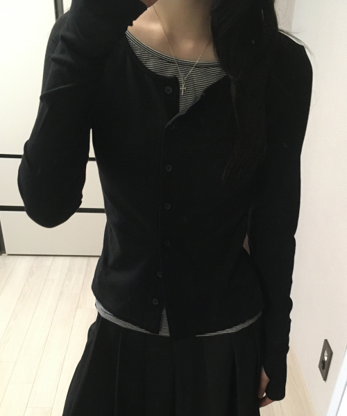 PLACE STUDIO（プレイススタジオ）の「ボタンアップストライプレイヤードスリムフィットロングスリーブオールデイカーディガンTシャツ[ブラック]（カーディガン/ボレロ・レディース・ブラック・FREE）」の9枚目の写真