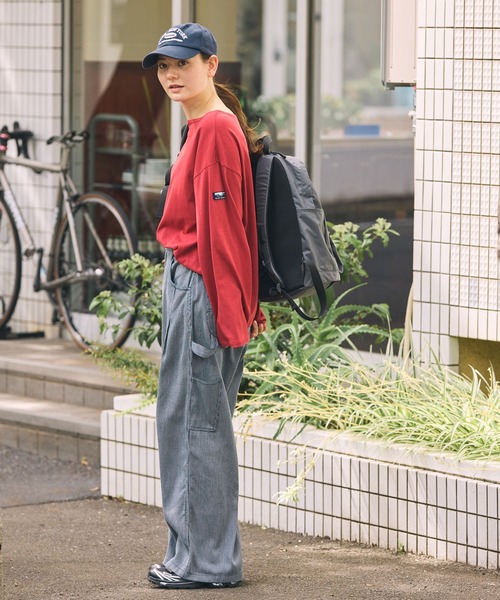 COBMASTER(コブマスター)の「【別注】 Cobmaster / コブマスター COB Air 撥水加工 ダブルポケット 配色裏地バックパック / A4収納可【THE CRAFT CREW PRODUCTS】(バックパック/リュック・レディース・ブラック/チャコール・FREE)」の6枚目の写真