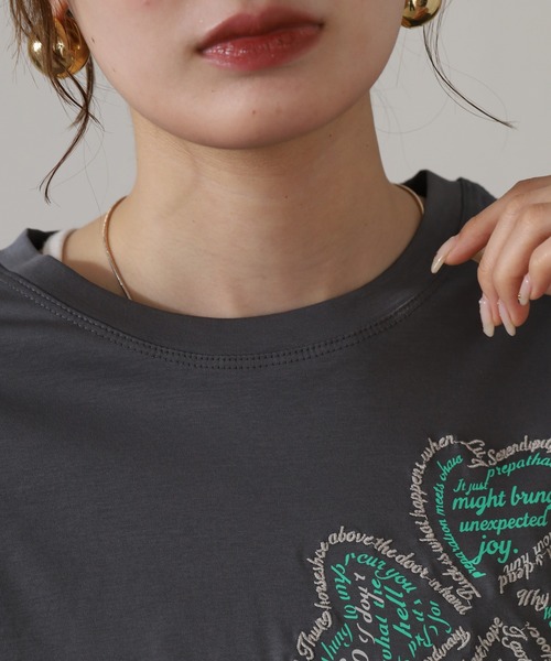 BRODIAEA(ブローディア)の「BRODIAEA クローバーモチーフ7分袖Tシャツ(Tシャツ/カットソー・レディース・グレー/ピンク/モスグリーン/ブラック・40)」の18枚目の写真