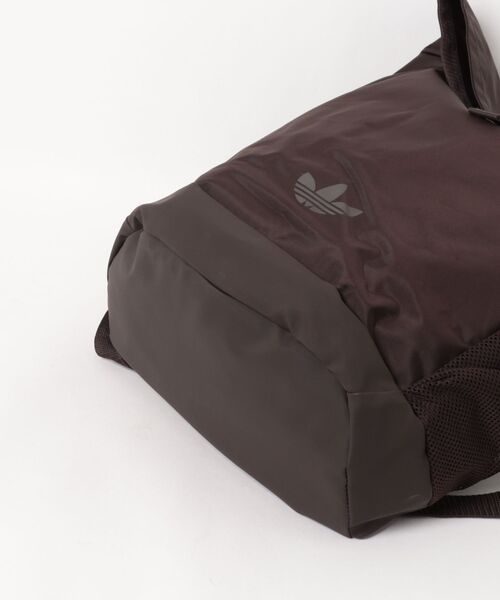 adidas（アディダス）の「ADIDAS ｳｪｱ アディダス U RT BACKPACK バッグ KQ9551 AURORACOFFEE（ボディバッグ/ウエストポーチ・メンズ・ブラウン・FREE）」の3枚目の写真