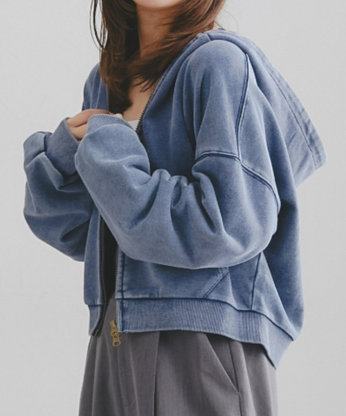 Maison INNESS(メゾンアイネス)の「【ZOZO限定】コットン100%ピグメント加工ショート丈ジップアップパーカー(パーカー・レディース・ブルー系/グレー系/ブラウン系・S-M/L-XL/3L~4L)」の8枚目の写真