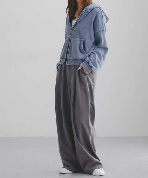 Maison INNESS(メゾンアイネス)の「【ZOZO限定】コットン100%ピグメント加工ショート丈ジップアップパーカー(パーカー・レディース・ブルー系/グレー系/ブラウン系・S-M/L-XL/3L~4L)」の10枚目の写真