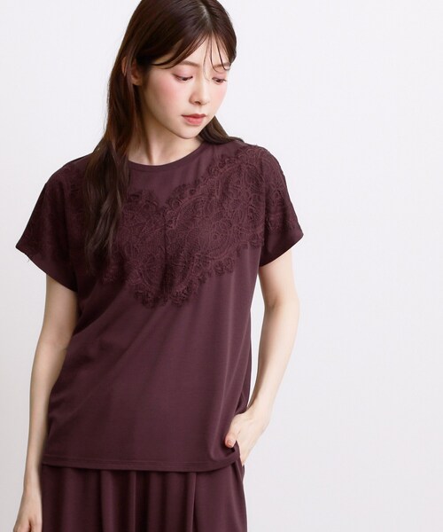 grove(グローブ)の「【持続冷感/SET UP可】ひんやりポンチシリーズ/フロントレースドルマンカットソー(Tシャツ/カットソー・レディース・ブラック/オフホワイト/パープル系4/ブラウン系その他・03/02/04/05)」の4枚目の写真