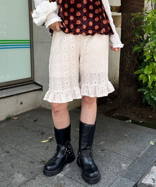 CIAOPANIC(チャオパニック)の「(2サイズ展開)ストレッチレースカプリパンツ/バイカー(その他パンツ・レディース・ミント/オフホワイト/ブラック・0/1)」の6枚目の写真