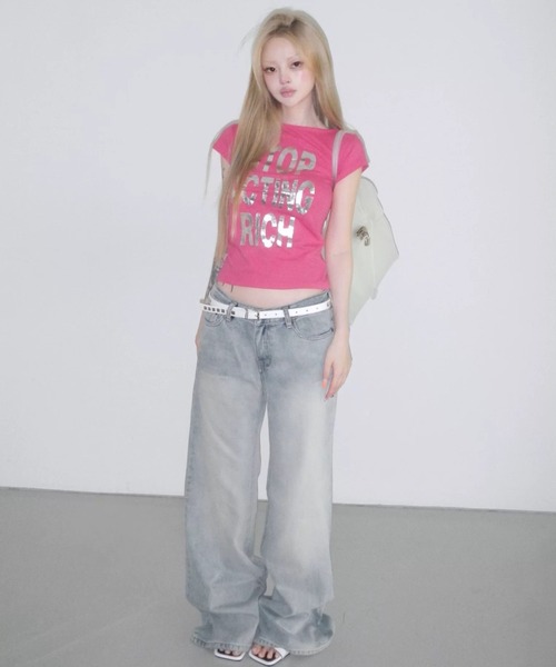.KOM（ドットコム）の「A'GEM/9 × .kom 『.KOM/ドットケーオーエム』ロゴクロップドTシャツ（Tシャツ/カットソー・レディース・グリーン/ピンク・FREE）」の14枚目の写真