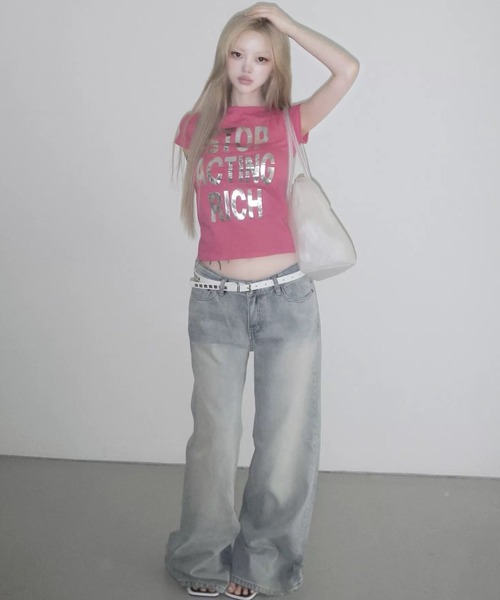 .KOM（ドットコム）の「A'GEM/9 × .kom 『.KOM/ドットケーオーエム』ロゴクロップドTシャツ（Tシャツ/カットソー・レディース・グリーン/ピンク・FREE）」の15枚目の写真