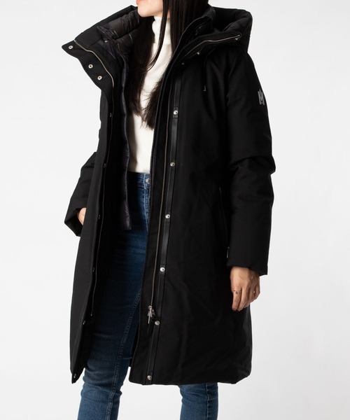 Mackage(マッカージュ)の「【Mackage / マッカージュ】SHILOH-NF / シロ NF フーデッド ショート ダウンジャケット(ダウンジャケット/コート・レディース・ブラック・X-SMALL)」の2枚目の写真