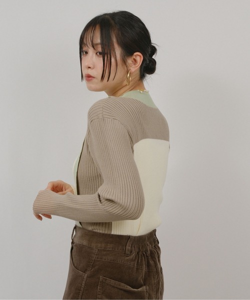 palm RICHE(ポームリシュ)の「バイカラーニット(Tシャツ/カットソー・レディース・オフホワイト/ブラック/グレー・M)」の18枚目の写真
