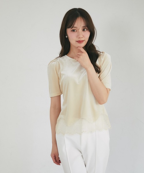 tocco closet（トッコ　クローゼット）の「裾レーストリムストレッチマットベロアプルオーバー（その他トップス・レディース・ブラック/ライトベージュ・M）」の20枚目の写真