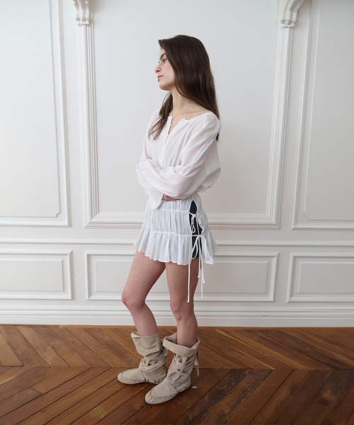 THEPORTA（ザ ポルタ）の「AIRY SHIRRING BLOUSE, IVORY（シャツ/ブラウス・レディース・その他・OS）」の2枚目の写真