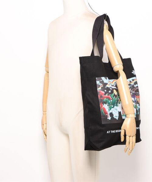 THE NORTH FACE（ザノースフェイス）の「【THE NORTH FACE/ザ ノースフェイス】60TH COTTON TOTE（トートバッグ・メンズ・ナチュラル/ブラック・FREE）」の6枚目の写真