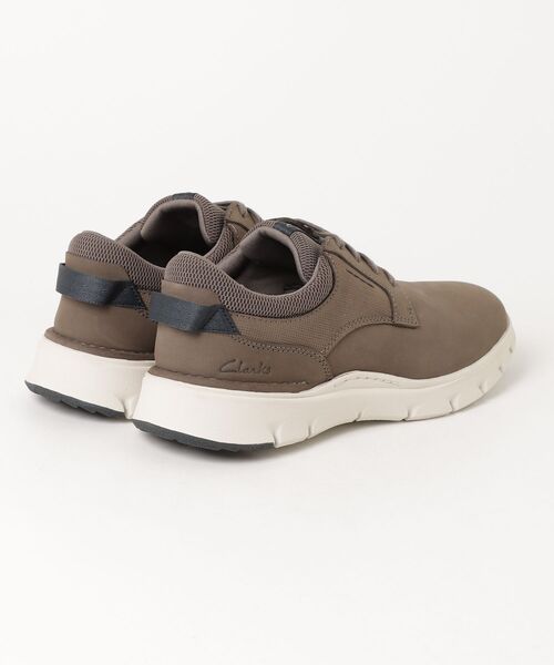 Clarks(クラークス)の「Step365 Plain/ステップ365プレーン(グレーヌバック)(スニーカー・メンズ・グレー・UK11/UK10.5/UK9/UK9.5/UK10/UK8.5/UK8/UK6/UK6.5/UK7/UK7.5)」の9枚目の写真