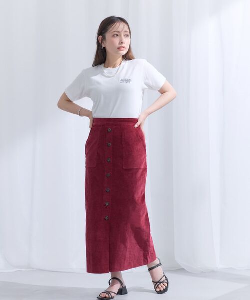COHINA（コヒナ）の「ストレッチコーデュロイIラインスカート 【低身長・小柄女性】（スカート・レディース・ボルドー/キャメル/チャコール・XS-Regular/S-Regular/XS-Short/S-Short）」の17枚目の写真