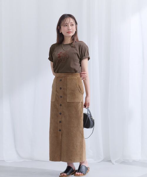 COHINA（コヒナ）の「ストレッチコーデュロイIラインスカート 【低身長・小柄女性】（スカート・レディース・ボルドー/キャメル/チャコール・XS-Regular/S-Regular/XS-Short/S-Short）」の18枚目の写真