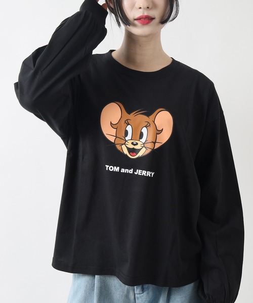 Tom&Jerry(トムアンドジェリー)の「TOM and JERRY トムとジェリー レディース オーバーサイズ 長袖 プリントTシャツ/バックプリントもあり(Tシャツ/カットソー・レディース・グリーン/モカ/ブラック系2/ブラック系1・L/M)」の2枚目の写真