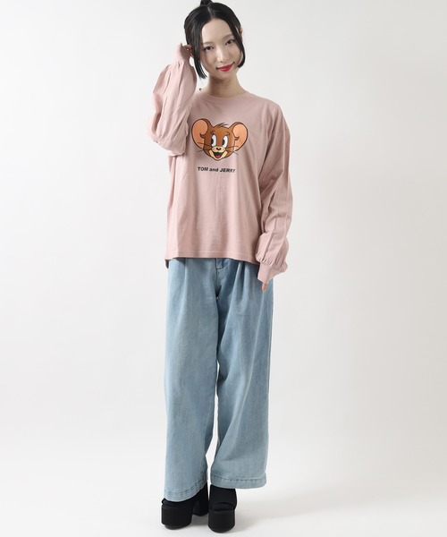 Tom&Jerry(トムアンドジェリー)の「TOM and JERRY トムとジェリー レディース オーバーサイズ 長袖 プリントTシャツ/バックプリントもあり(Tシャツ/カットソー・レディース・グリーン/モカ/ブラック系2/ブラック系1・L/M)」の10枚目の写真