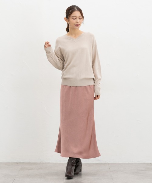 Honeys(ハニーズ)の「【ハニぽか・ダイナホット・ウォッシャブル】あったかVネックニット(ニット/セーター・レディース・ライトベージュ/ライトグレー系1/ブルー/ボルドー/ブラック・3L/L/LL/M/S)」の7枚目の写真