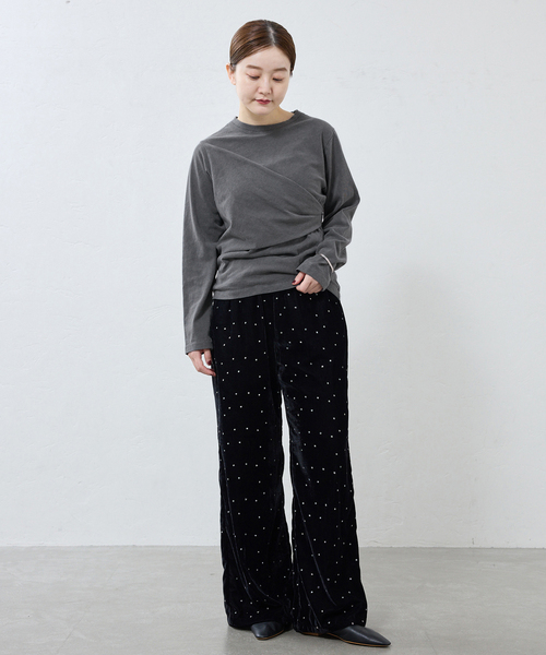 IENA（イエナ）の「ywy/ワイワイ 別注 TUCK DRAPE TOPS EX カットソー TUCK DRP VNTG（Tシャツ/カットソー・レディース・アイボリー/チャコールグレー・FREE）」の3枚目の写真