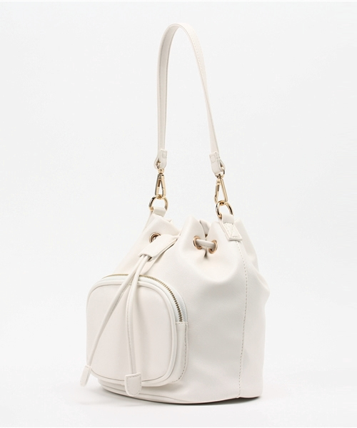 Chico（チコ）の「前ポケット巾着２WAYバッグ（ショルダーバッグ・レディース・ホワイト・FREE）」の2枚目の写真