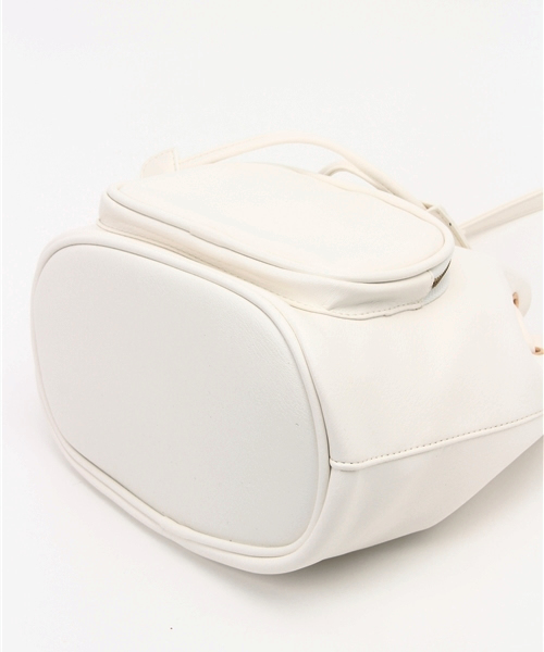 Chico（チコ）の「前ポケット巾着２WAYバッグ（ショルダーバッグ・レディース・ホワイト・FREE）」の7枚目の写真