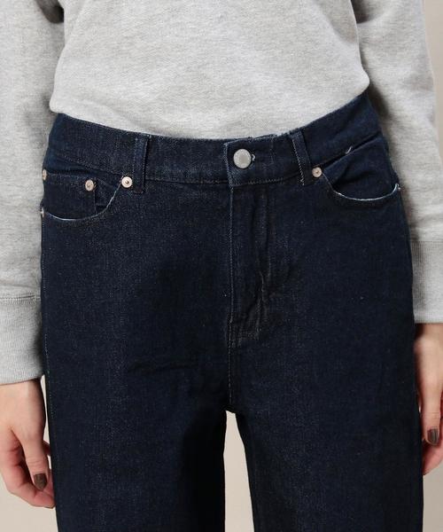 CHEAP MONDAY（チープマンデイ）の「＜CHEAP MONDAY＞Aライン ワイドデニムパンツΨ（デニムパンツ・レディース・ネイビー・26/27）」の6枚目の写真