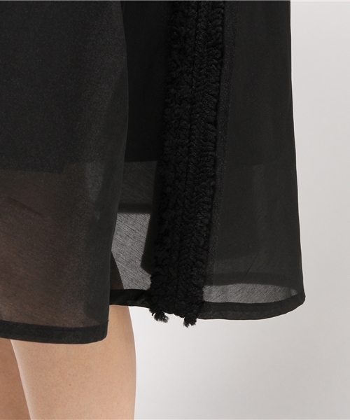 REAL CUBE（リアルキューブ）の「REAL CUBE ツイード×オーガンジーコンビフロントボタンミドル丈フレアスカート（スカート・レディース・ブラック/カーキ・FREE）」の8枚目の写真