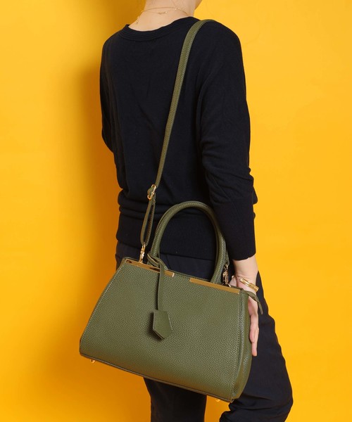 PLAIN CLOTHING（プレーンクロージング）の「ミドルハンドバッグ【PLAIN CLOTHING】（ハンドバッグ・レディース・カーキ/ブラック/バーガンディー/キャメル/モスグリーン・FREE）」の4枚目の写真