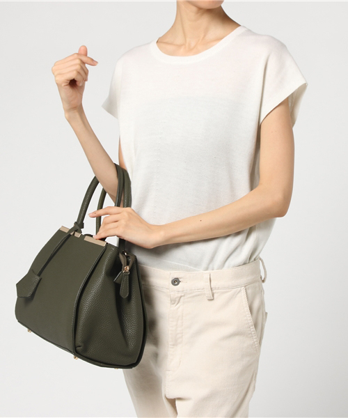 PLAIN CLOTHING（プレーンクロージング）の「ミドルハンドバッグ【PLAIN CLOTHING】（ハンドバッグ・レディース・カーキ/ブラック/バーガンディー/キャメル/モスグリーン・FREE）」の14枚目の写真