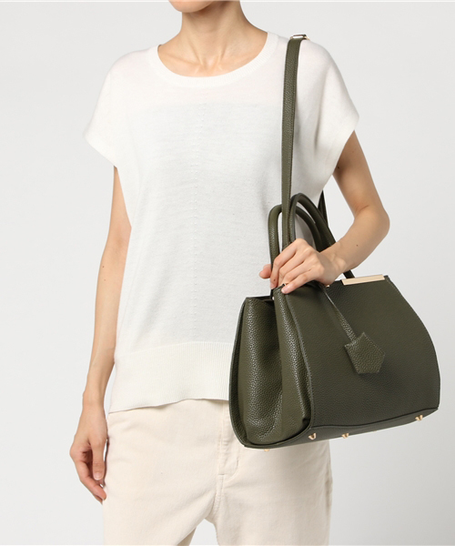 PLAIN CLOTHING（プレーンクロージング）の「ミドルハンドバッグ【PLAIN CLOTHING】（ハンドバッグ・レディース・カーキ/ブラック/バーガンディー/キャメル/モスグリーン・FREE）」の15枚目の写真
