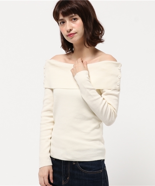 SWINGLE（スウィングル）の「サイドボタンオフショル長袖プルオーバー（Tシャツ/カットソー・レディース・ピンク/ダークブラウン/アイボリー/ブラック・SMALL）」の2枚目の写真