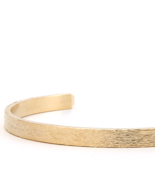 queite（ケイト）の「スリムテクスチャーバングル（バングル/リストバンド・レディース・シルバー/ゴールド・FREE）」の4枚目の写真