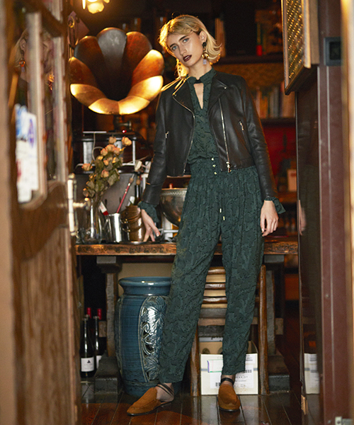 UNITED TOKYO（ユナイテッドトウキョウ）の「キュプラふくれジャカードパンツ（その他パンツ・レディース・グリーン/ブラック・1）」の13枚目の写真