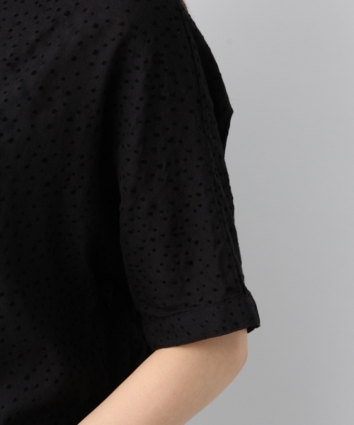 LEPSIM（レプシィム）の「ランダムドットシャツSS　764652（シャツ/ブラウス・レディース・オフホワイト/チャコールグレー/ブラック・FREE）」の11枚目の写真