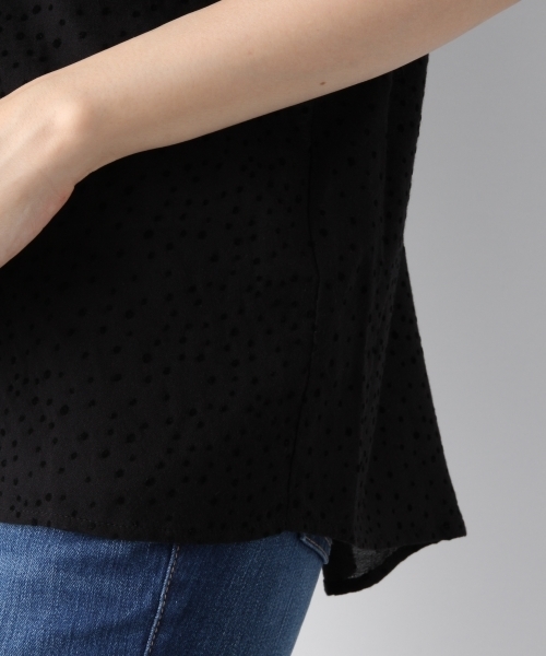 LEPSIM（レプシィム）の「ランダムドットシャツSS　764652（シャツ/ブラウス・レディース・オフホワイト/チャコールグレー/ブラック・FREE）」の12枚目の写真