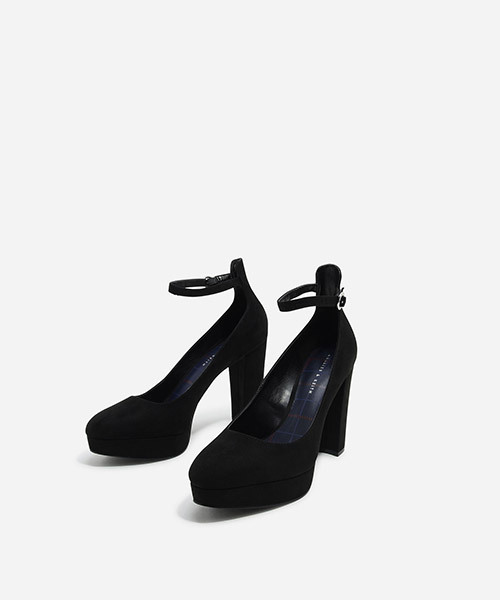 CHARLES & KEITH（チャールズ & キース）の「アンクルストラッププラットフォームパンプス / ANKLE STRAP PLATFORM PUMPS（パンプス・レディース・ブラック/マルチ/ピンク・22.5cm/23cm/23.5cm/24.5cm/25.5cm/25cm）」の5枚目の写真
