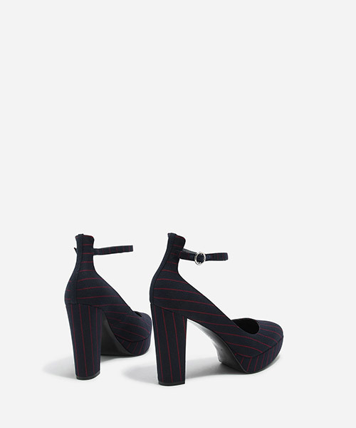 CHARLES & KEITH（チャールズ & キース）の「アンクルストラッププラットフォームパンプス / ANKLE STRAP PLATFORM PUMPS（パンプス・レディース・ブラック/マルチ/ピンク・22.5cm/23cm/23.5cm/24.5cm/25.5cm/25cm）」の19枚目の写真