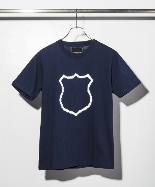 NUMBER (N)INE DENIM(ナンバーナインデニム)の「NUMBER (N)INE DENIM(ナンバーナインデニム)ピクセルエンブレム半袖Tシャツ(Tシャツ/カットソー・メンズ・ホワイト/ブラック/グレー/ネイビー・LARGE/MEDIUM/SMALL/X-LARGE)」の9枚目の写真