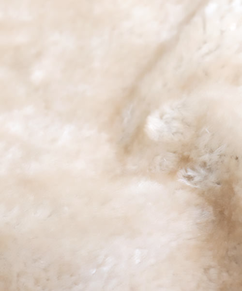 KOBE LETTUCE（コウベレタス）の「ノーカラーフェイクムートンコート（ムートンコート・レディース・グレイッシュベージュ/キャメル/ブラック/スモークピンク・FREE）」の5枚目の写真