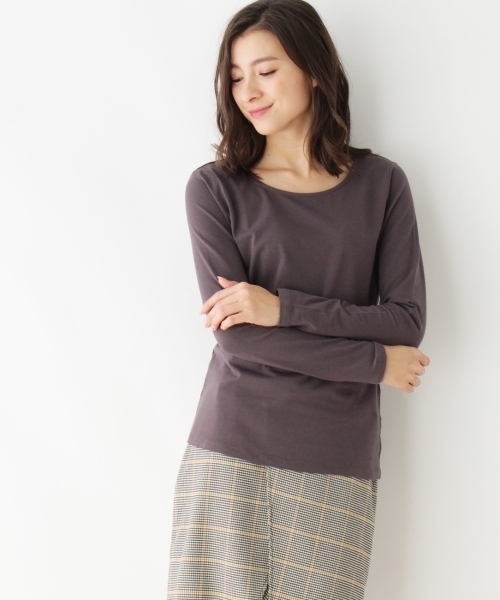 grove(グローブ)の「◆ラウンドネック長袖カットソー(Tシャツ/カットソー・レディース・グリーン/ブラック/アイボリー/ベージュ・02/03)」の4枚目の写真