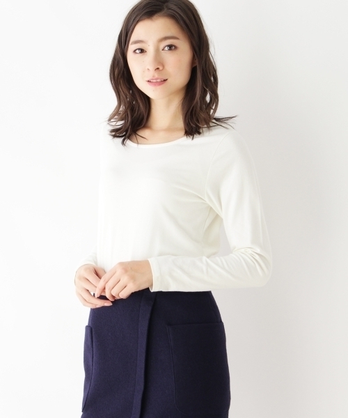 grove(グローブ)の「◆ラウンドネック長袖カットソー(Tシャツ/カットソー・レディース・グリーン/ブラック/アイボリー/ベージュ・02/03)」の2枚目の写真