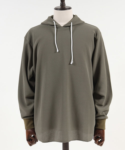ANGENEHM(アンゲネーム)の「mpa1719-Waffle Pull Parka パーカー(パーカー・メンズ・ホワイト/ブラック/グレー/オリーブ・M/S/L)」の12枚目の写真