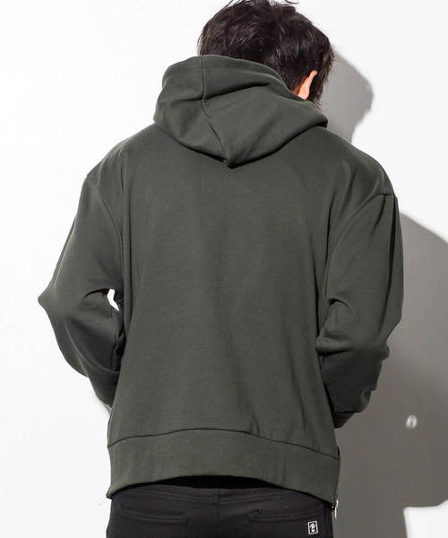 AZ by junhashimoto（エーゼイ バイ ジュンハシモト）の「AZ by junhashimoto(エーゼイ バイ ジュンハシモト)サイドZIPオーバーサイズフードパーカ（パーカー・メンズ・ブラック/ダークグリーン/オフホワイト/トップグレー・SMALL/MEDIUM/LARGE/X-LARGE）」の10枚目の写真