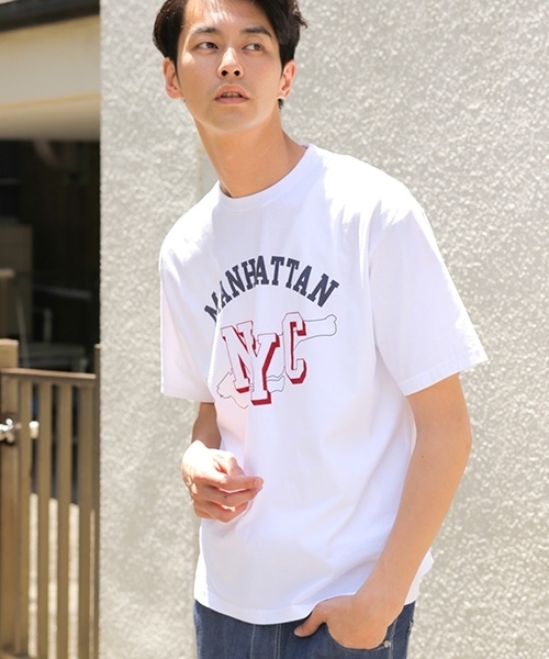 niko and...（ニコアンド）の「USAプレイスネームTシャツ（Tシャツ/カットソー・メンズ・ホワイト/ブラック/グレー/レッド・MEDIUM/LARGE）」の2枚目の写真