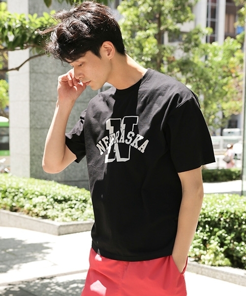 niko and...（ニコアンド）の「USAプレイスネームTシャツ（Tシャツ/カットソー・メンズ・ホワイト/ブラック/グレー/レッド・MEDIUM/LARGE）」の3枚目の写真