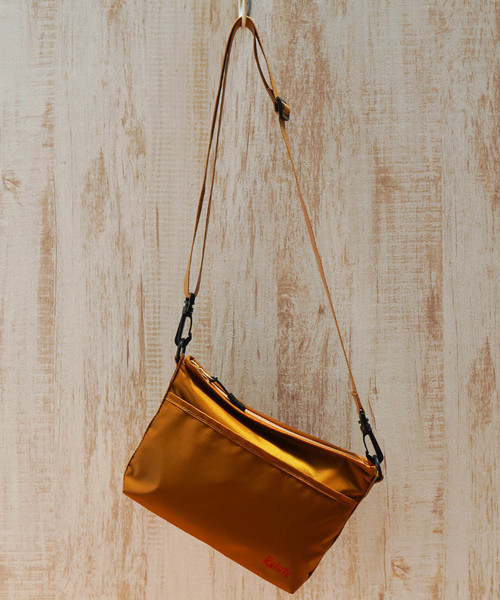 Relate（リレート）の「Relate/RIP 横型ｼｮﾙﾀﾞｰ（ショルダーバッグ・メンズ・ブラック/グレー/キャメル/カーキ/ブルー/ネイビー・ONE SIZE）」の11枚目の写真