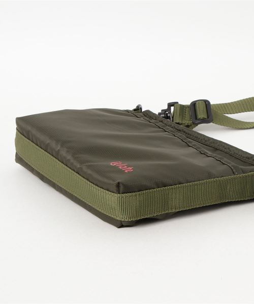 Relate（リレート）の「Relate/RIP 横型ｼｮﾙﾀﾞｰ（ショルダーバッグ・メンズ・ブラック/グレー/キャメル/カーキ/ブルー/ネイビー・ONE SIZE）」の8枚目の写真